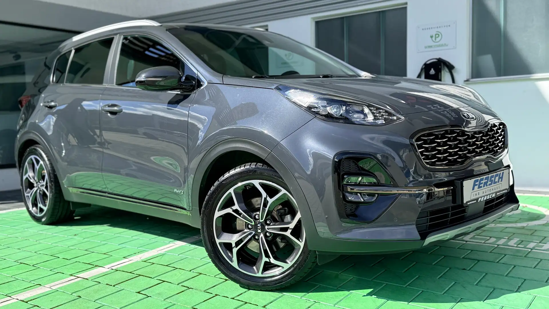 Kia Sportage GT-Line 4x4 Automatik m. Panodach, Navi uvm... Grau - 1