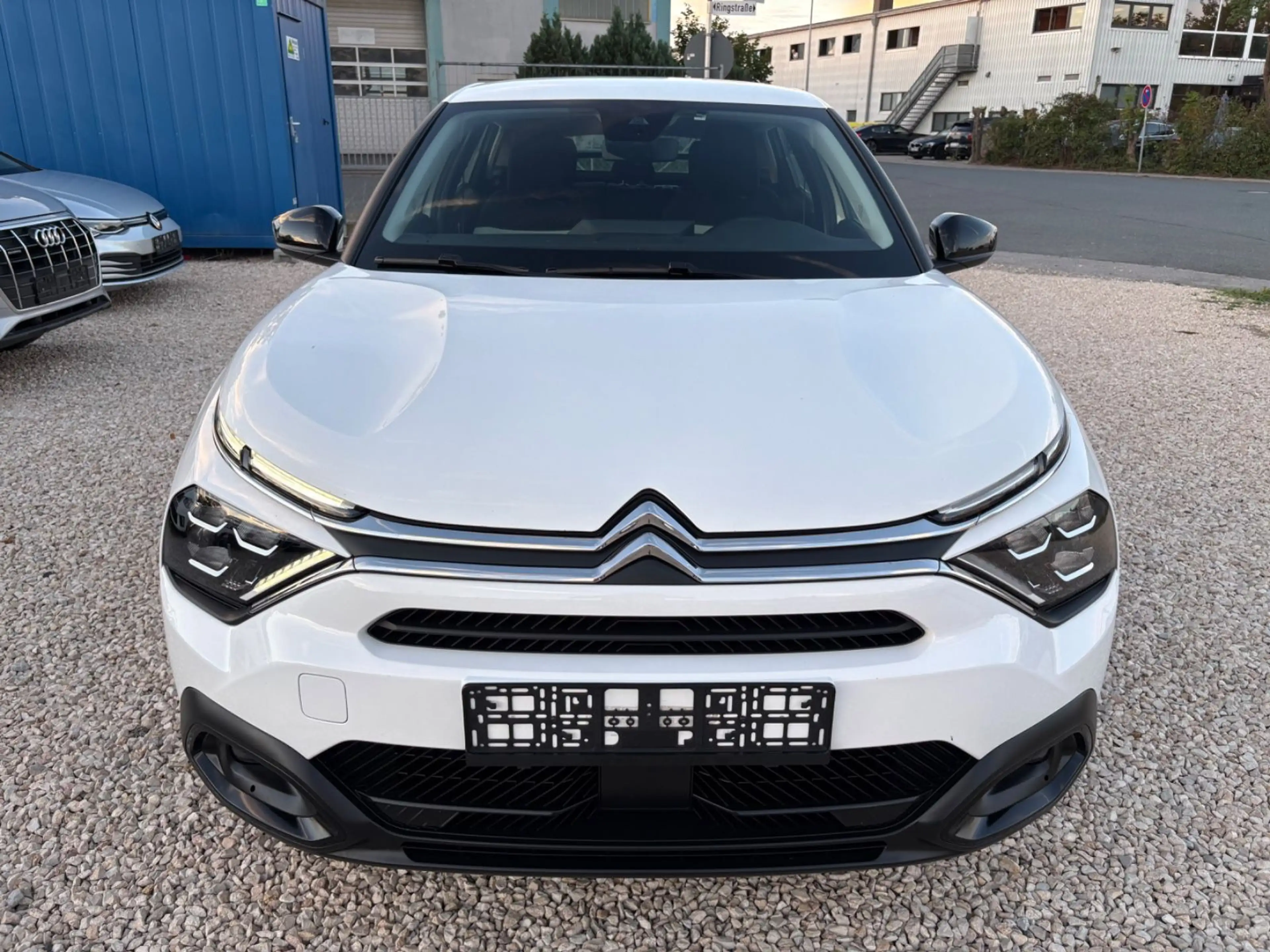 Citroen C4 Lim. 1.2 PureTech EAT8*LED*Kamera*Navi*LaneAs — photo 2