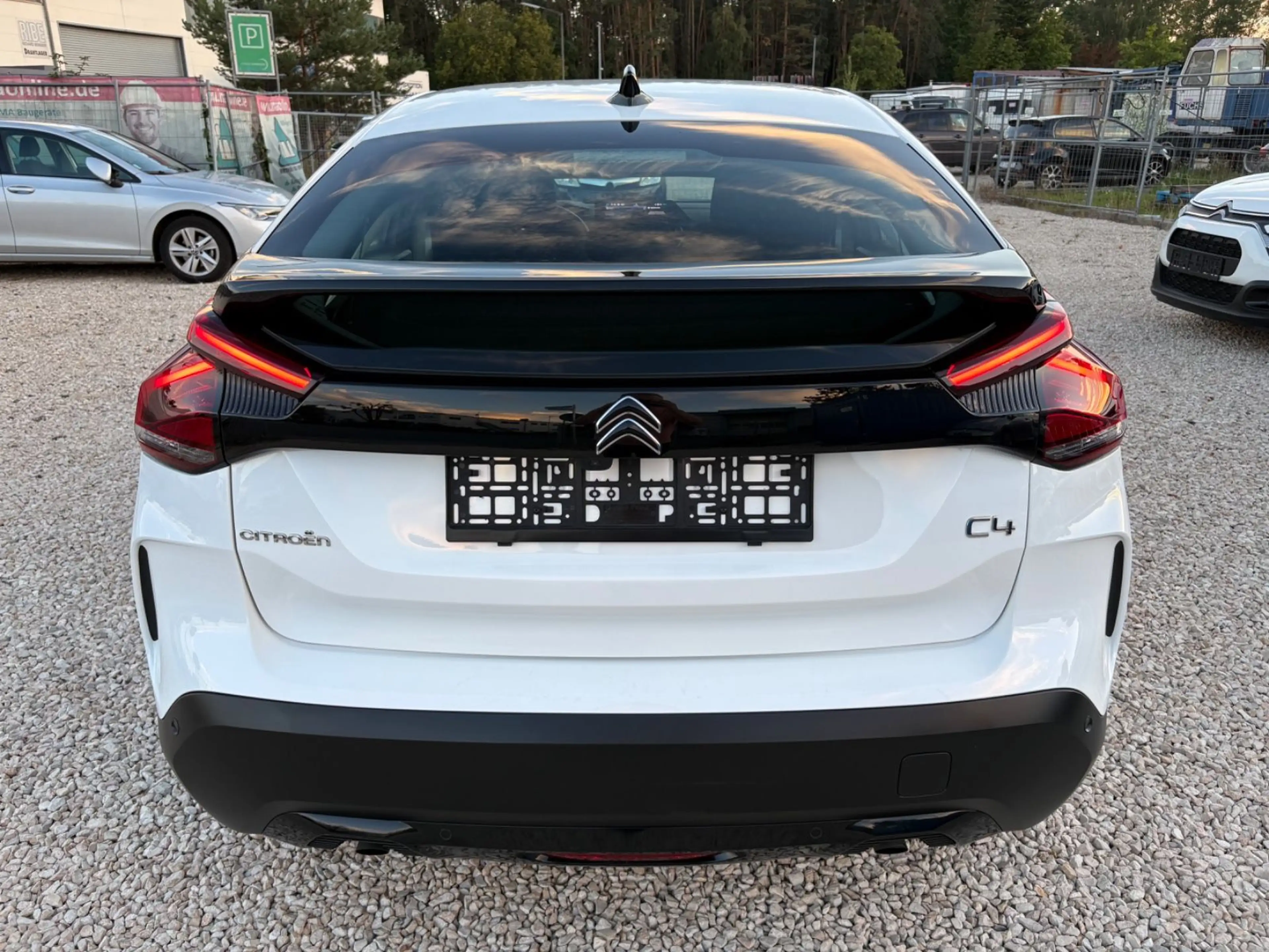 Citroen C4 Lim. 1.2 PureTech EAT8*LED*Kamera*Navi*LaneAs — photo 5