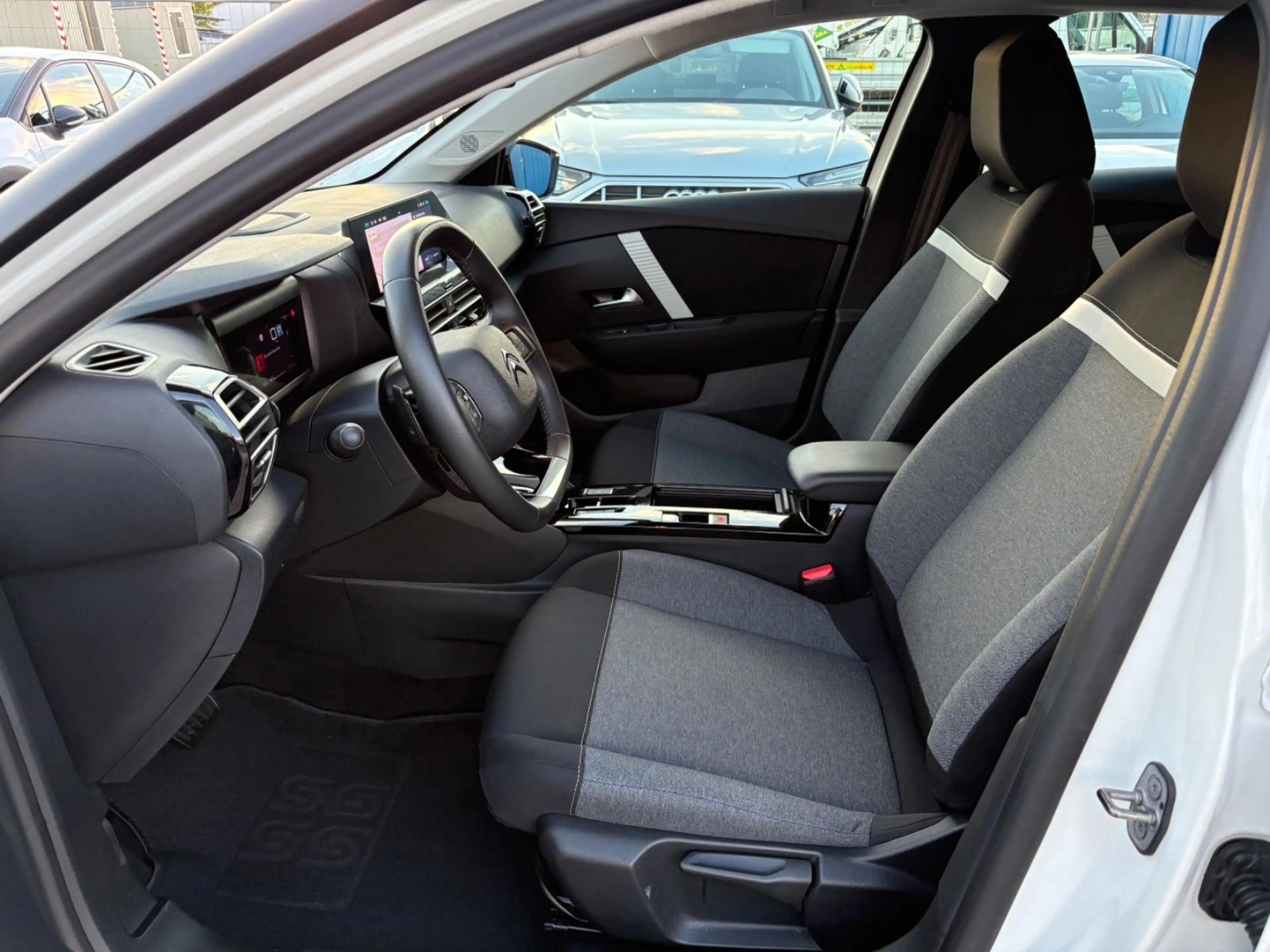 Citroen C4 Lim. 1.2 PureTech EAT8*LED*Kamera*Navi*LaneAs — photo 10