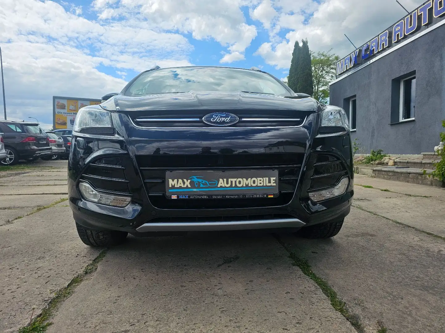 Ford Kuga Titanium Schwarz - 1