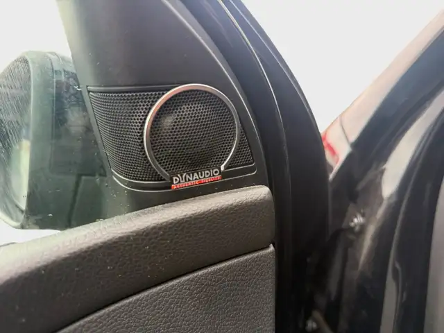 Volkswagen Golf view 20