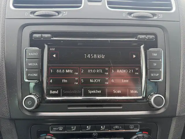 Volkswagen Golf view 13