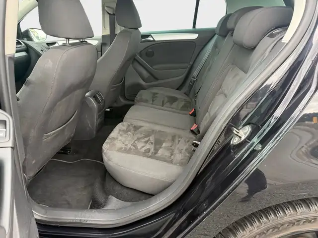 Volkswagen Golf view 21