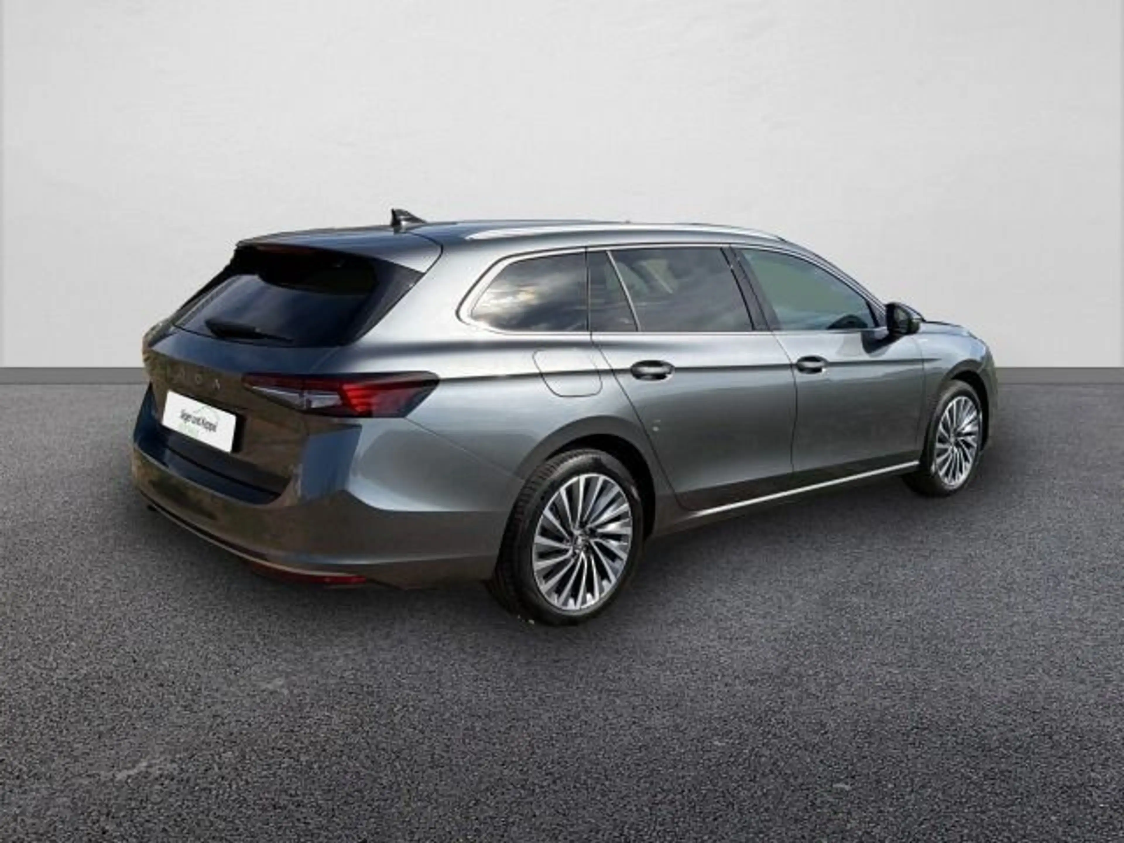 Skoda Superb Combi L&K 1,5 TSI iV 150 kW 6-Gang-DSG — photo 5