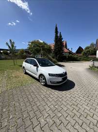 Rapid Spaceback 1.0 TSI DSG Clever