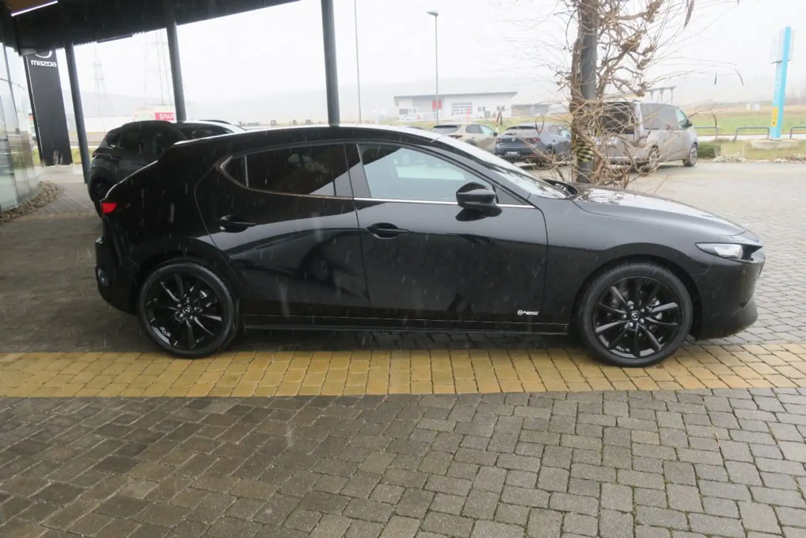 Mazda 3 Mazda 3 2024 5HB 2,0L G150 6AT 2WD Homura Schwarz - 2