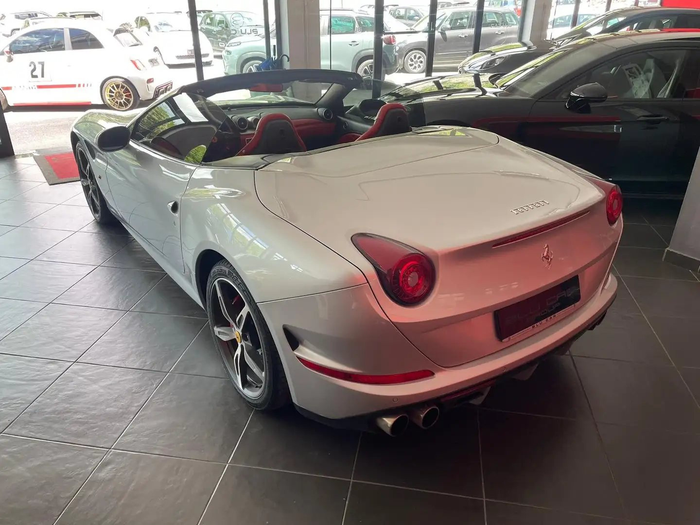 Ferrari California T 3.9 DCT 560CV Argento - 2