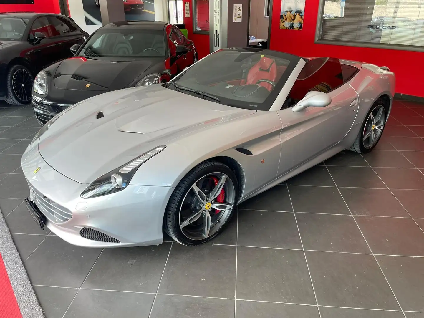 Ferrari California T 3.9 DCT 560CV Argento - 1