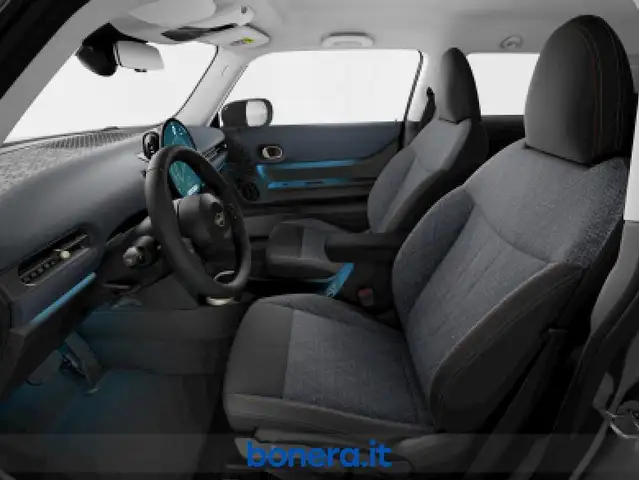 MINI Hatch view 4