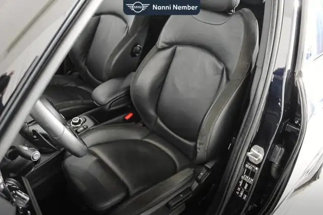 Mini Countryman view 11