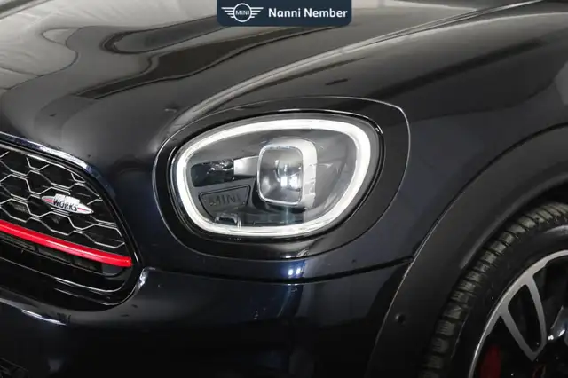 Mini Countryman view 3