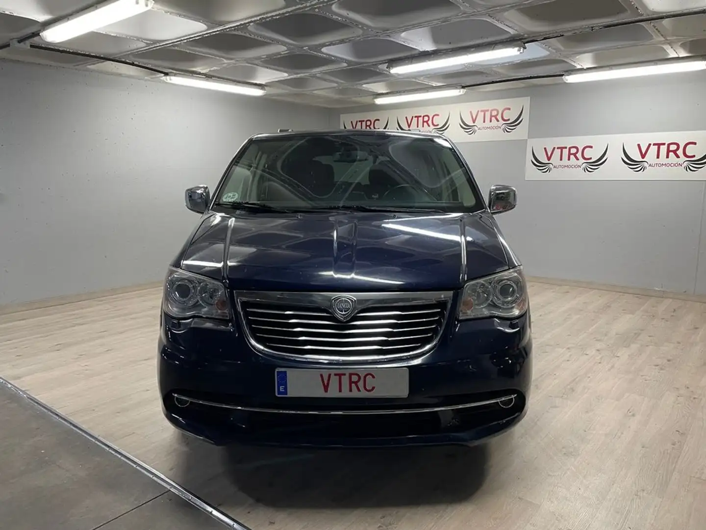 Lancia Voyager 2.8CRDi Albastru - 2