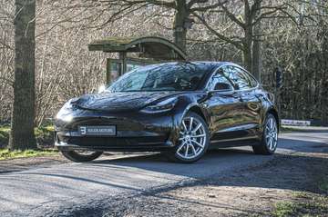 Model 3 Standard Plus *Camera *Carplay