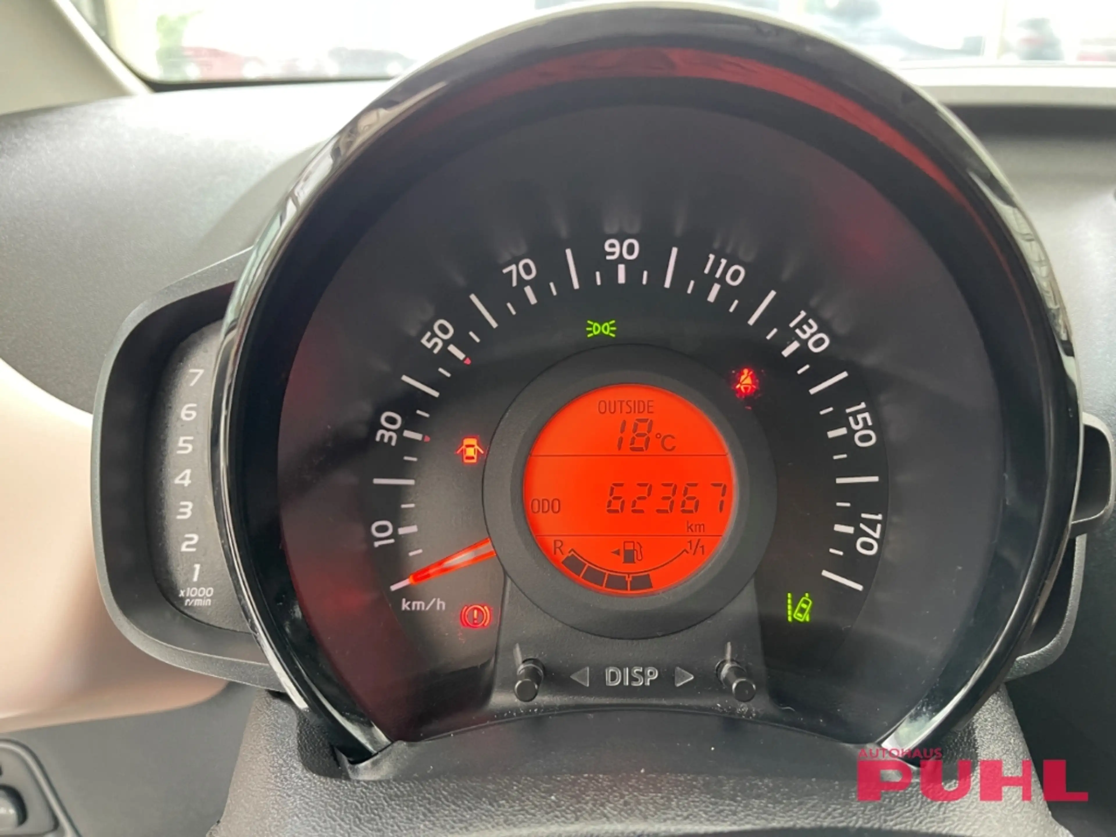 Citroen C1 Elle Klimaauto.DAB Sitzheizung,Car Play, Spurhalt. — photo 10