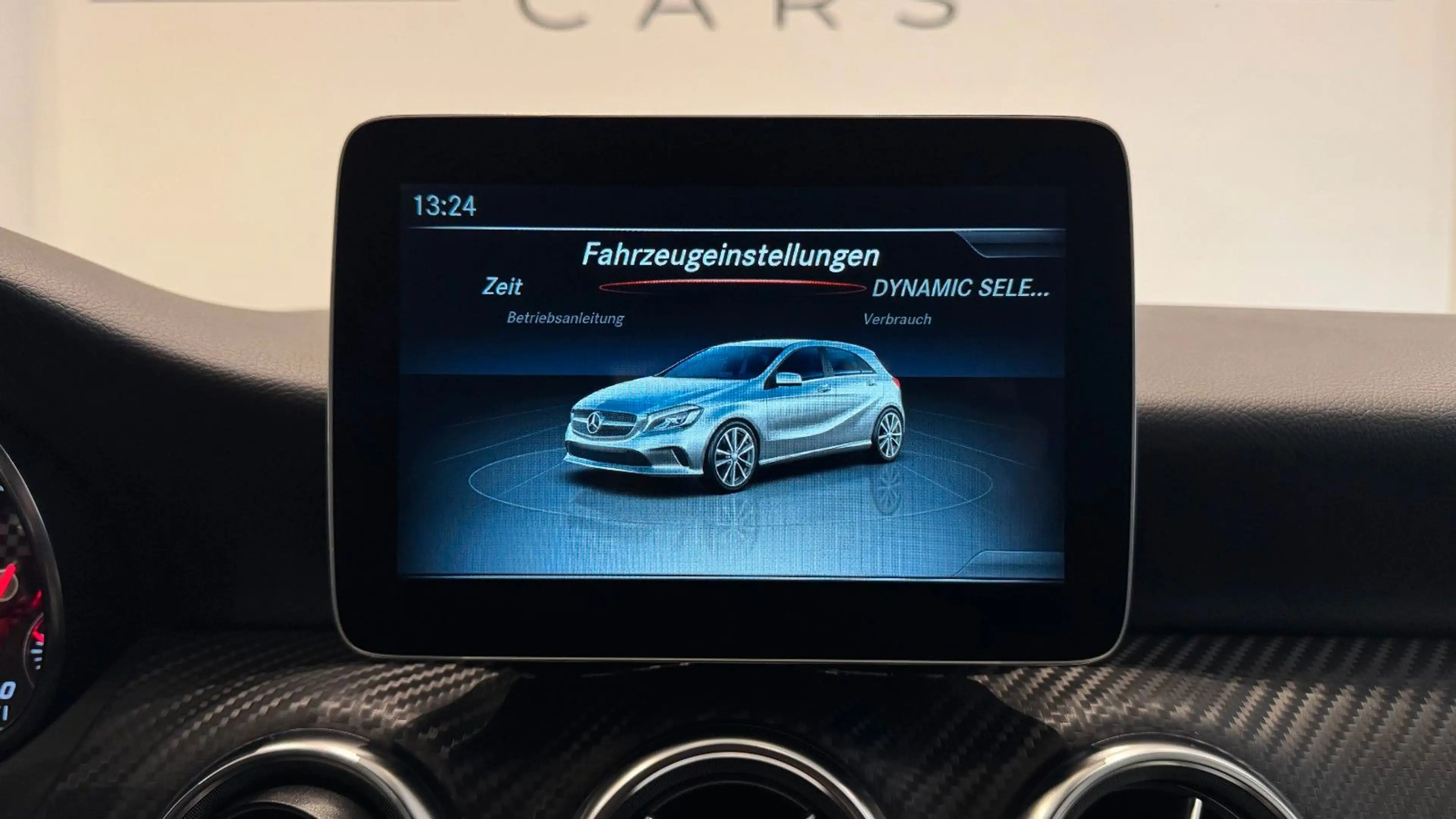 Mercedes-Benz A 180 Automatik AMG-LINE NAVI PDC TEMP SHZ BLTH — photo 8