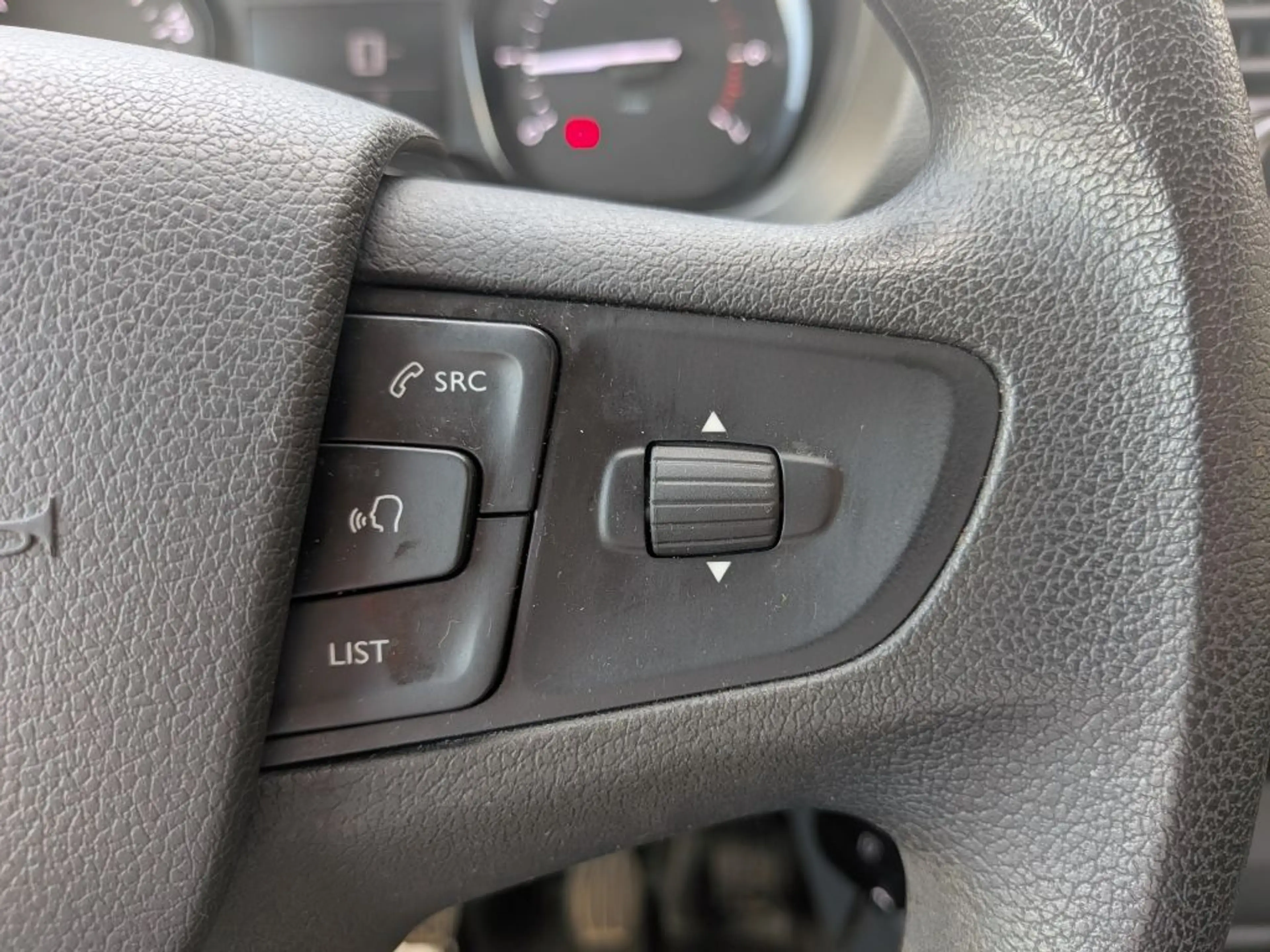 Opel Zafira Life 1.5 D M Selection — photo 12