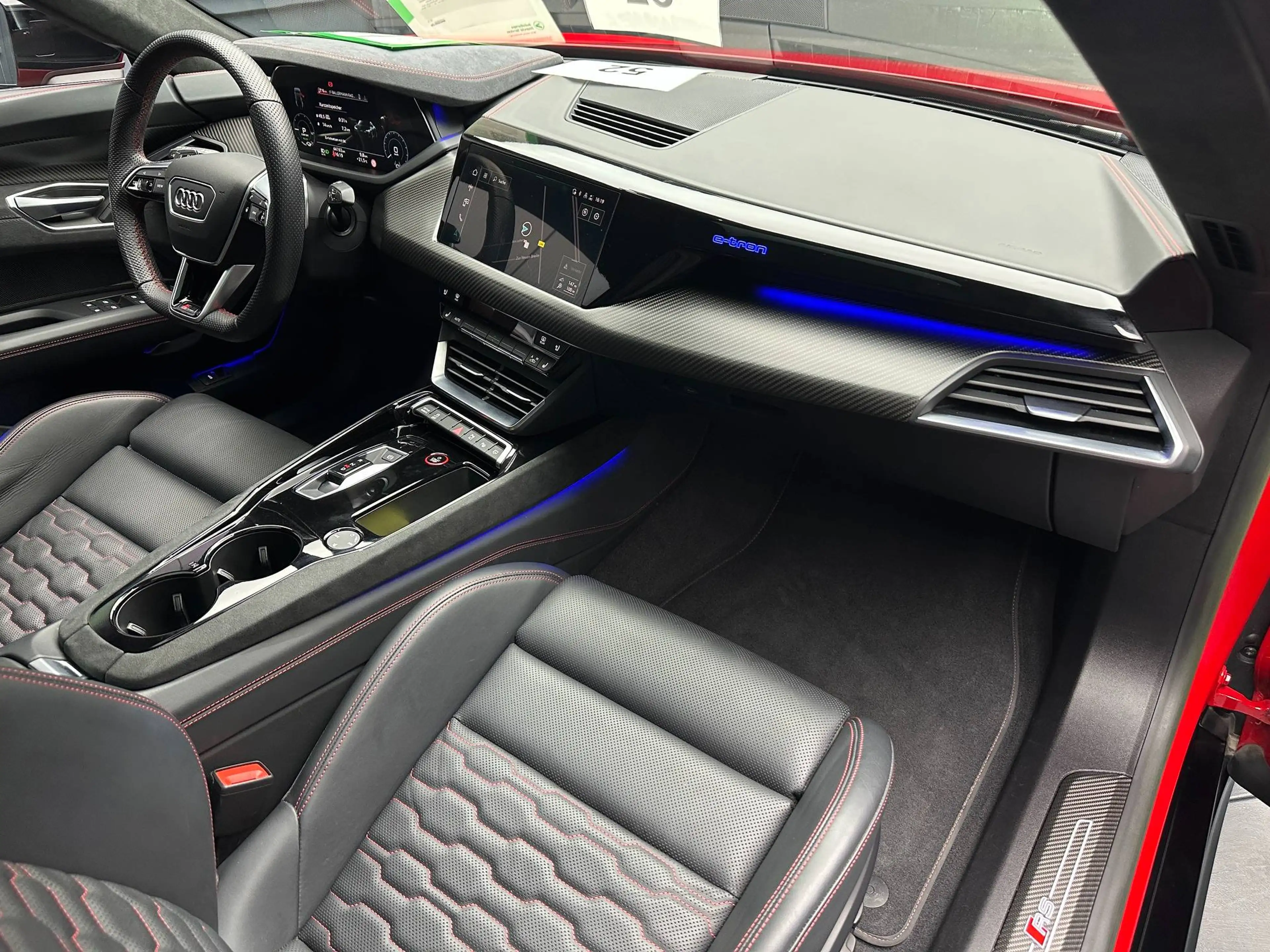 Audi RS e-tron GT quattro *KERAMIK*NP:176.140 EUR*CARBON*LASER*HuD* — photo 13