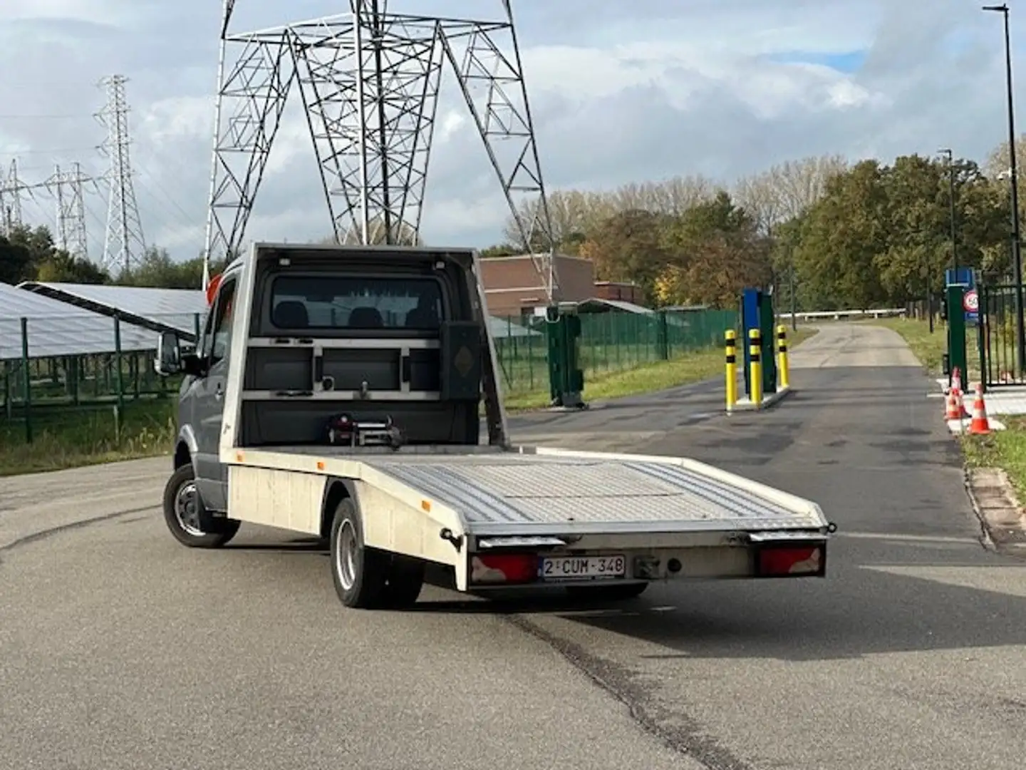 Volkswagen Crafter 2.5 TDI DPF oprijwagen | Bluetooth | Winch | ... Grijs - 2