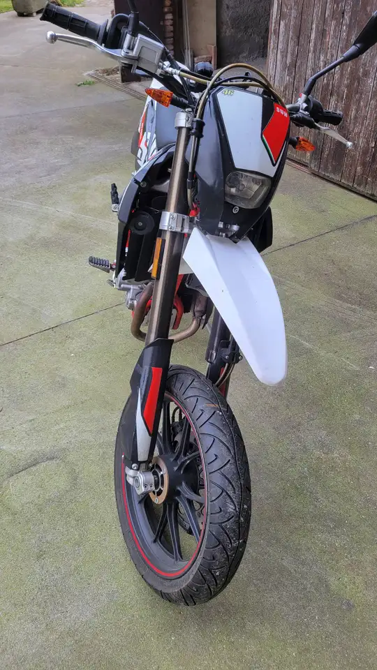 Swm SM 125 R