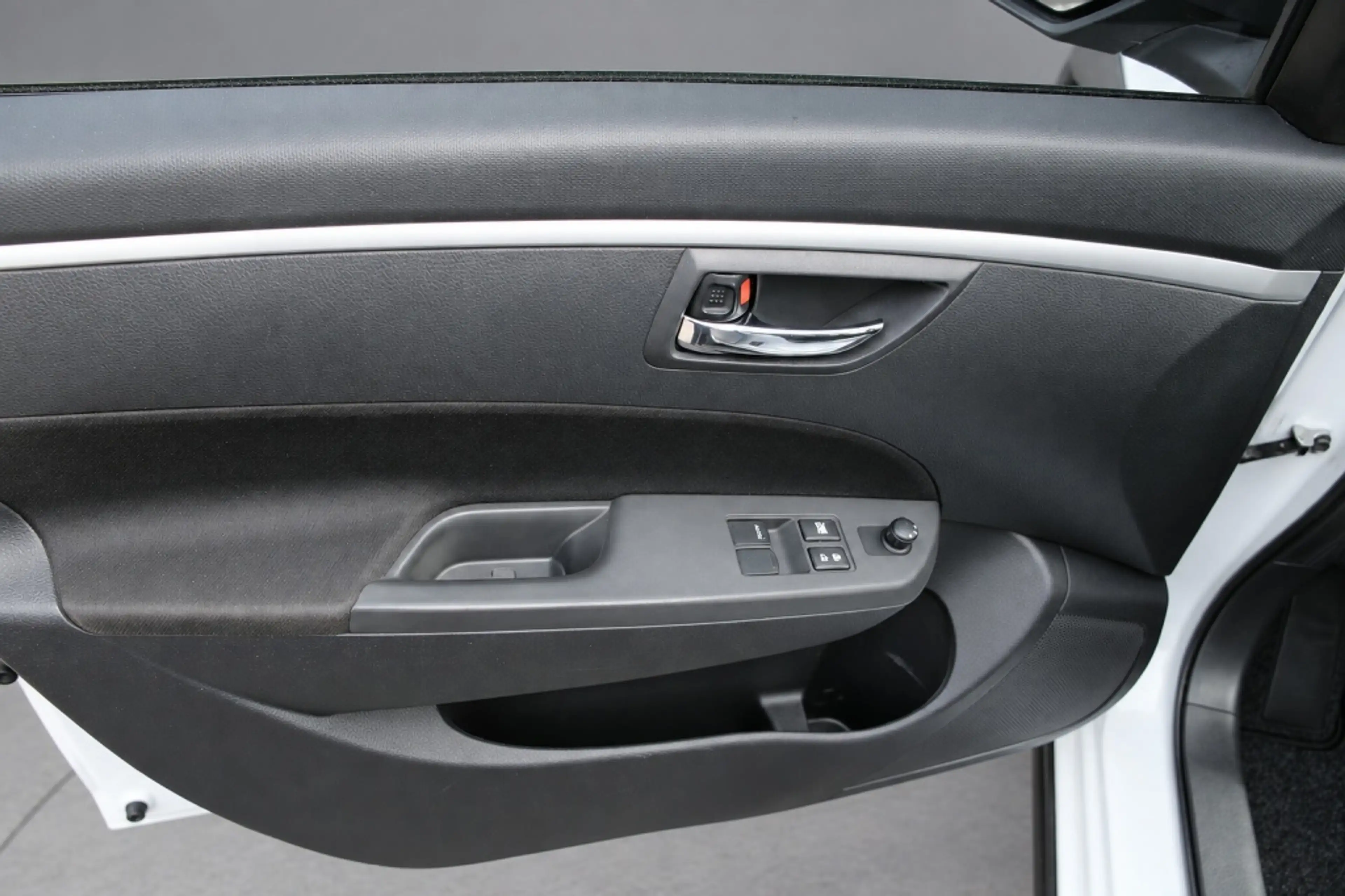 Suzuki Swift 1.2 Comfort EASSS — photo 11