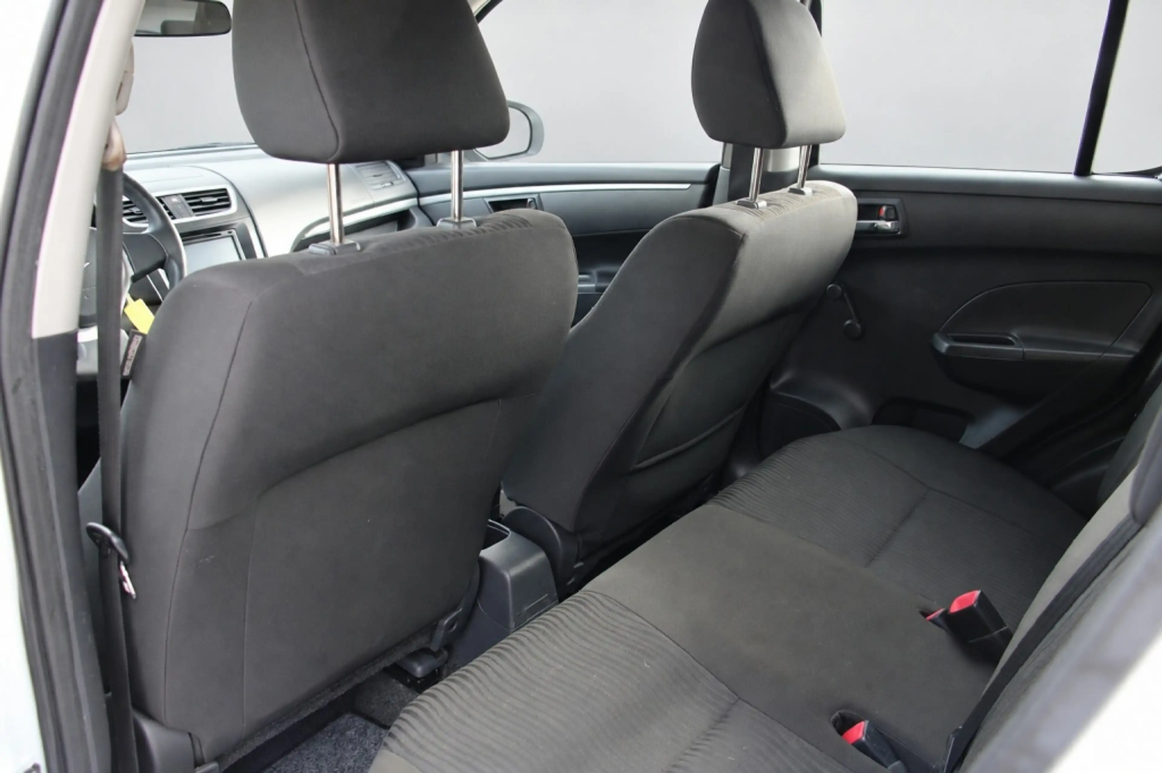 Suzuki Swift 1.2 Comfort EASSS — photo 10