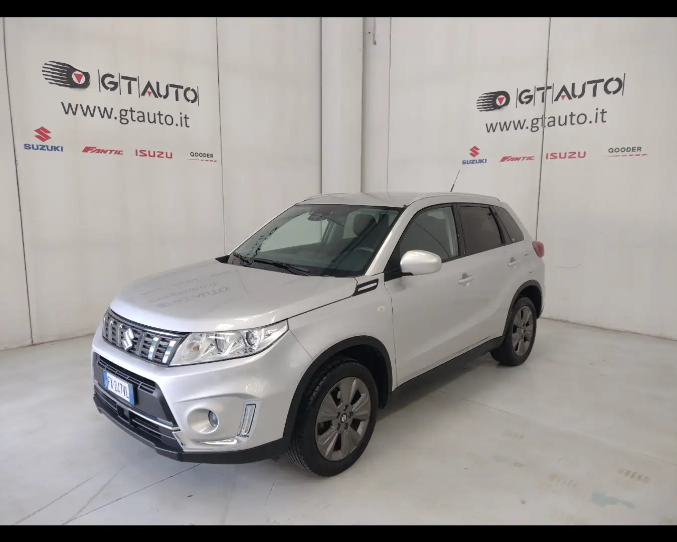 Suzuki Vitara 1.0 boosterjet Cool 4wd allgrip Zilver - 1