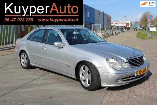 Mercedes-Benz E 240 Avantgarde km zijn nap geen import NETTE AUTOMAAT