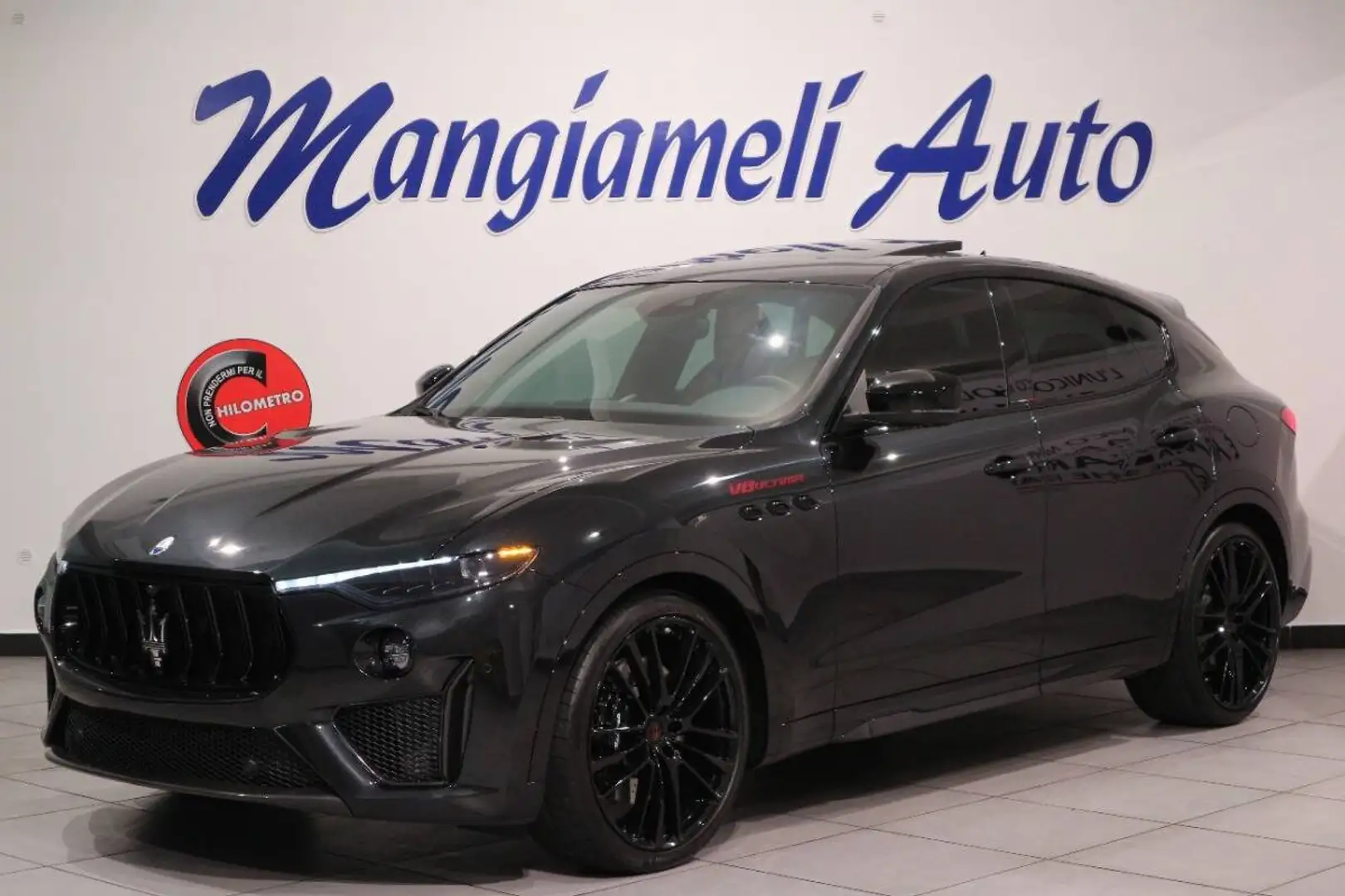 Maserati Levante Levante 3.8 V8 Ultima 580cv Fekete - 1