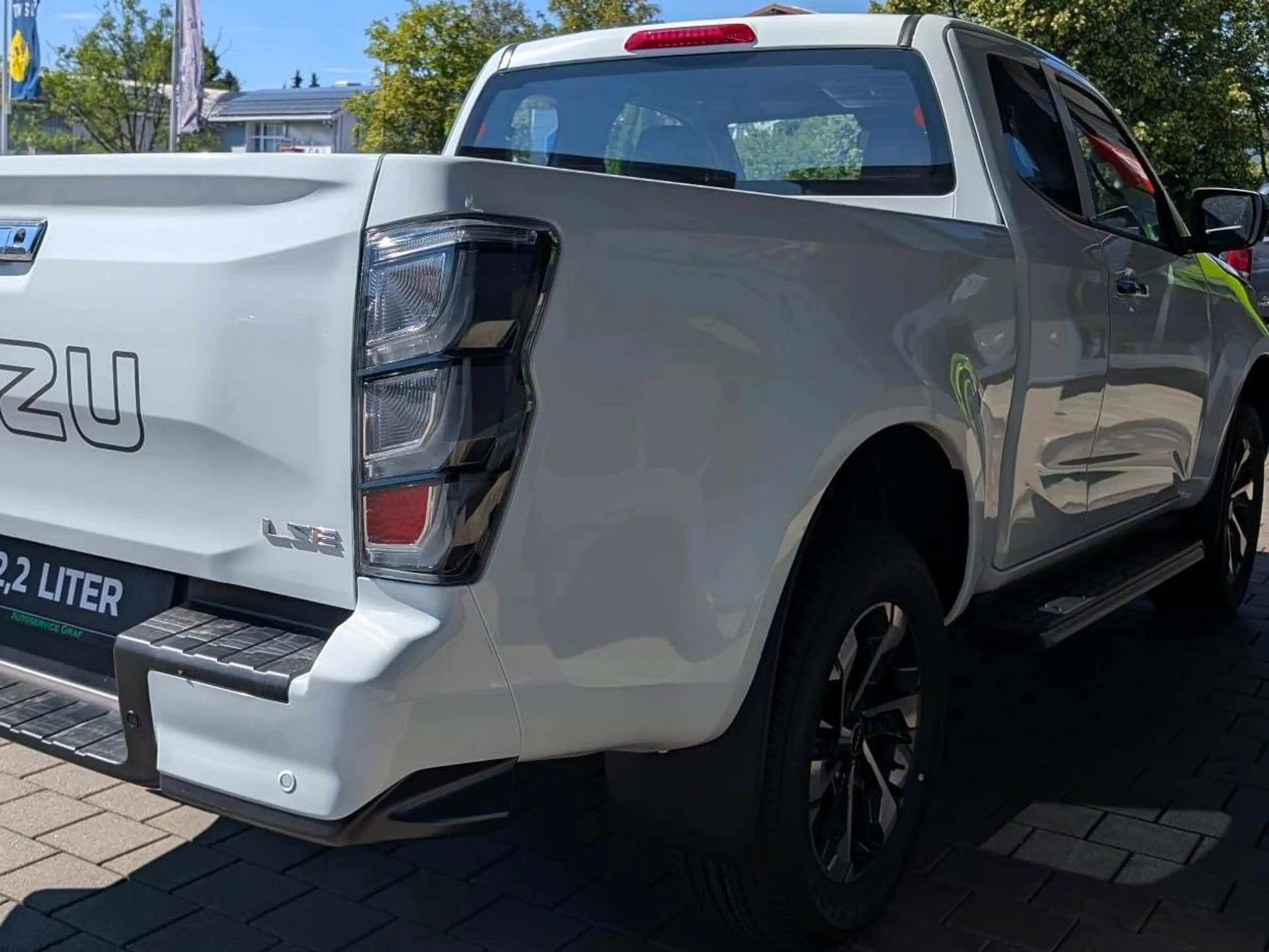 Isuzu D-Max Single Cab 4WD LSE Allrad LED — photo 3