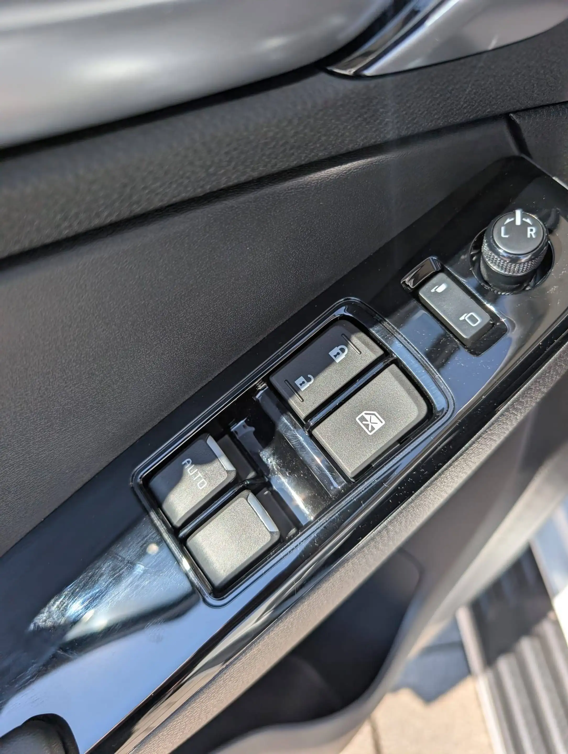 Isuzu D-Max Single Cab 4WD LSE Allrad LED — photo 14