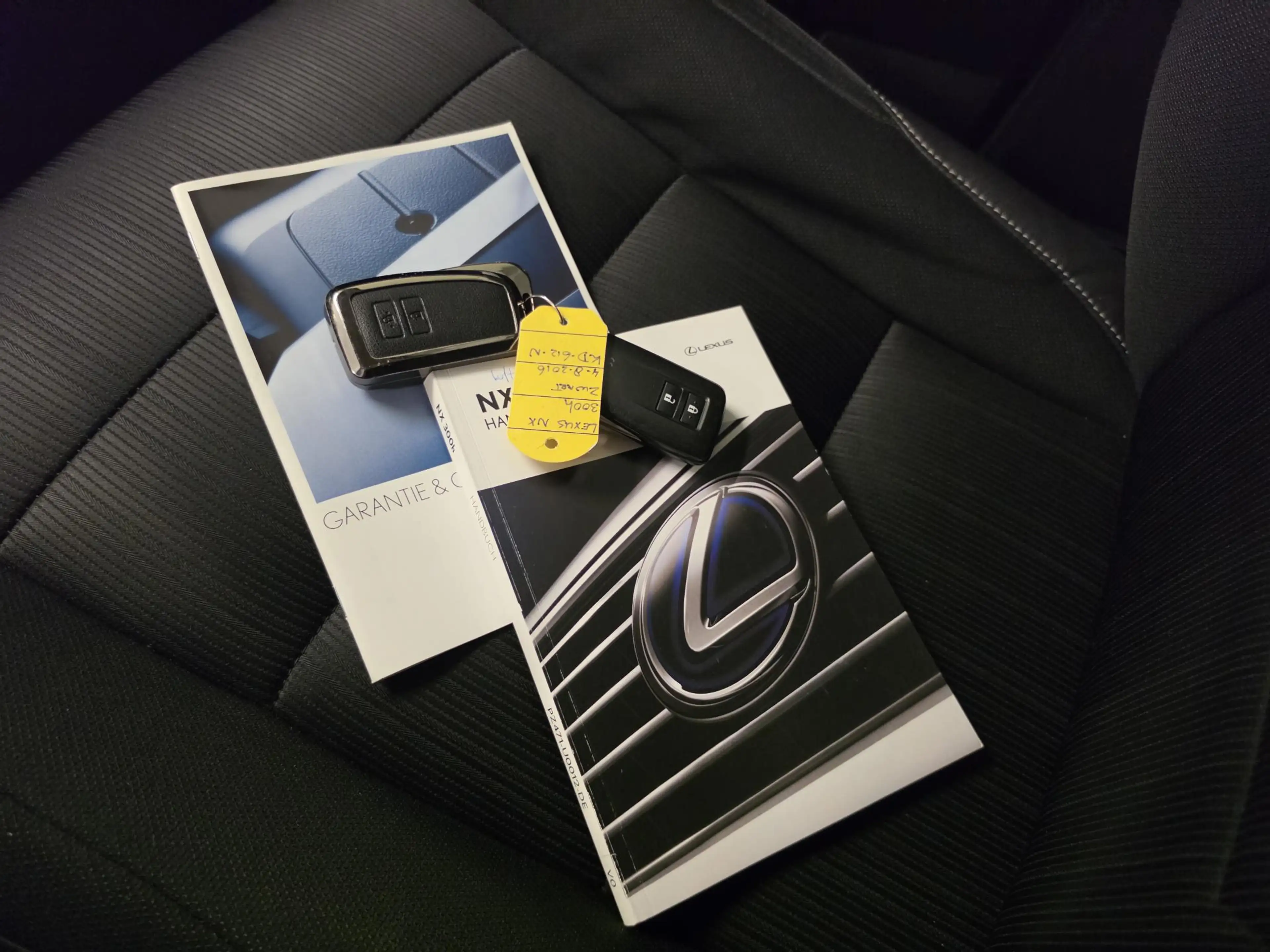 Lexus NX 300h | Navigatie | Climate Control | Cruise Control | A — photo 16