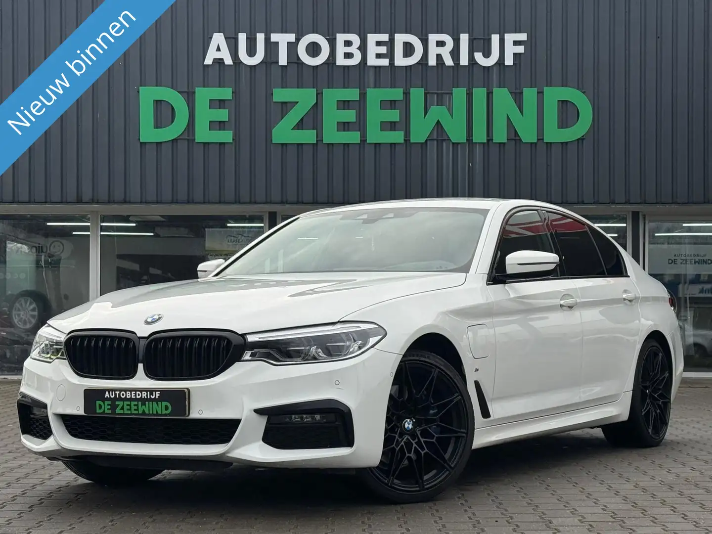 BMW 530 530E IPERFORMANCE 530e M-Sport iPerformance Execut Wit - 1
