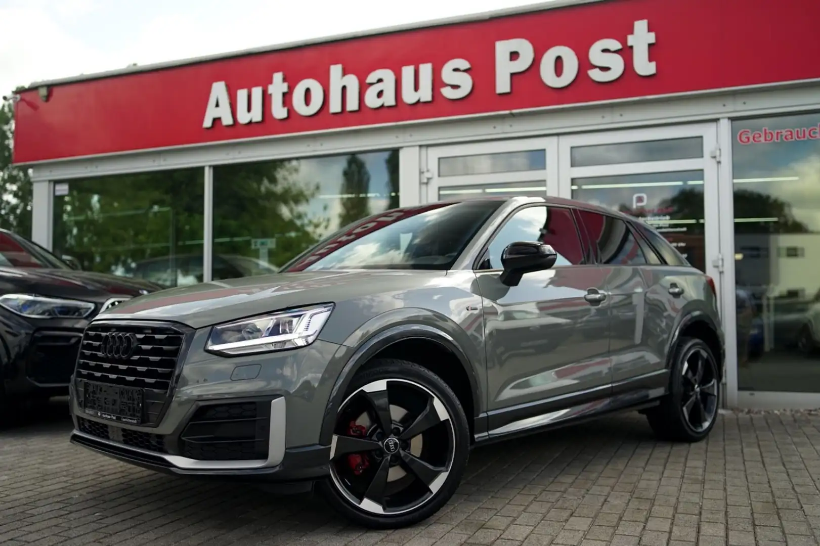 Audi Q2 Edition#1 S-Line LED ACC Navi PDC Leder Grau - 1
