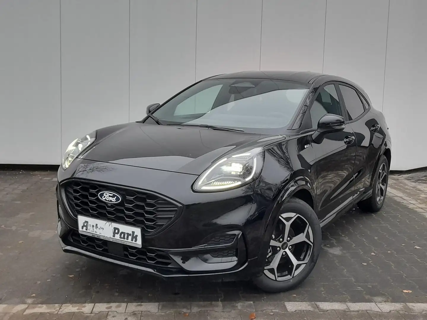Ford Puma 1.0 EcoBoost ST-Line NAVI~SHZ~LED~APP~RFK Černá - 2