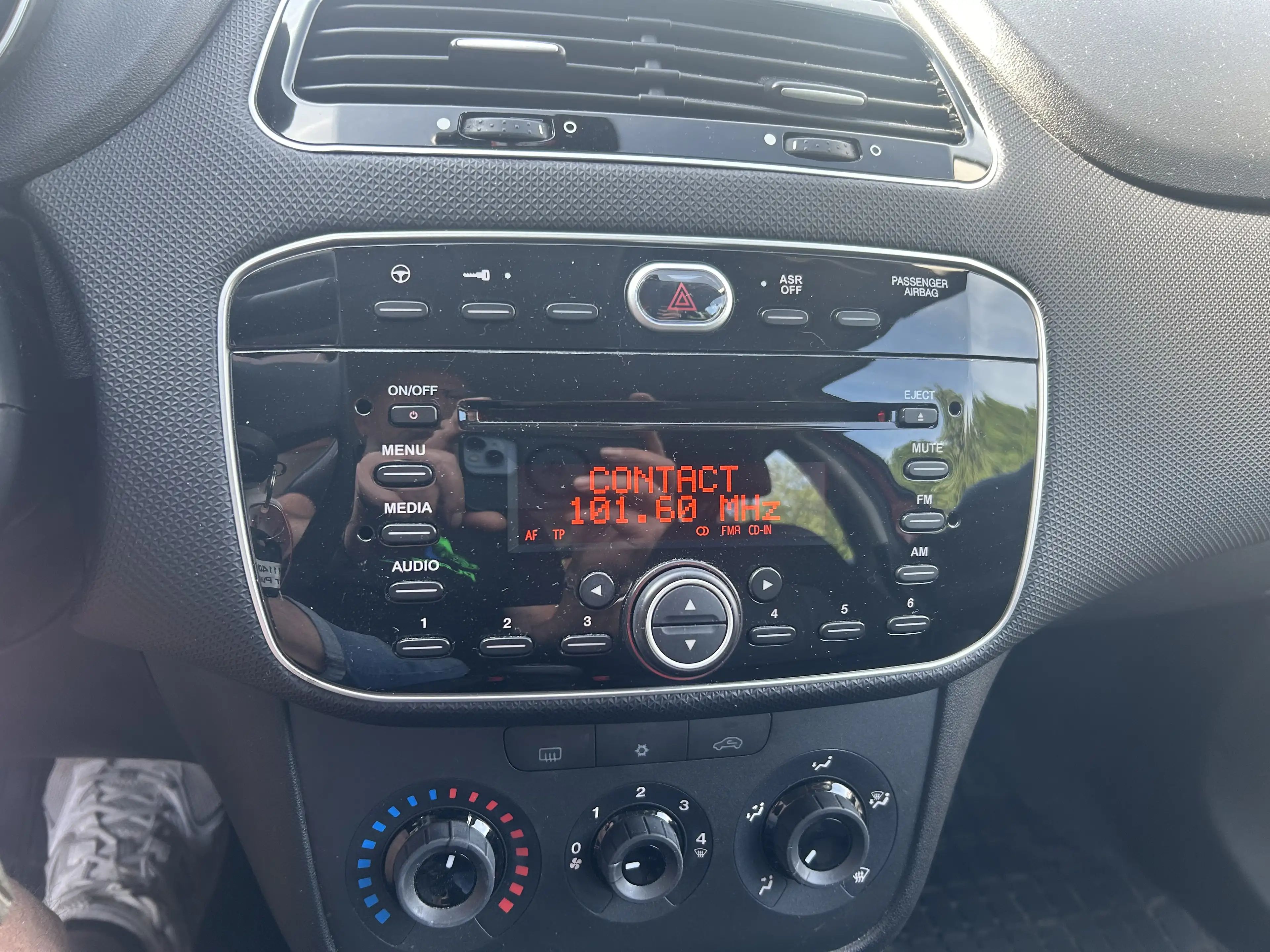 Fiat Punto 1.2i Easy 5 PORTES AIRCO GARANTIE 12 MOIS — photo 10