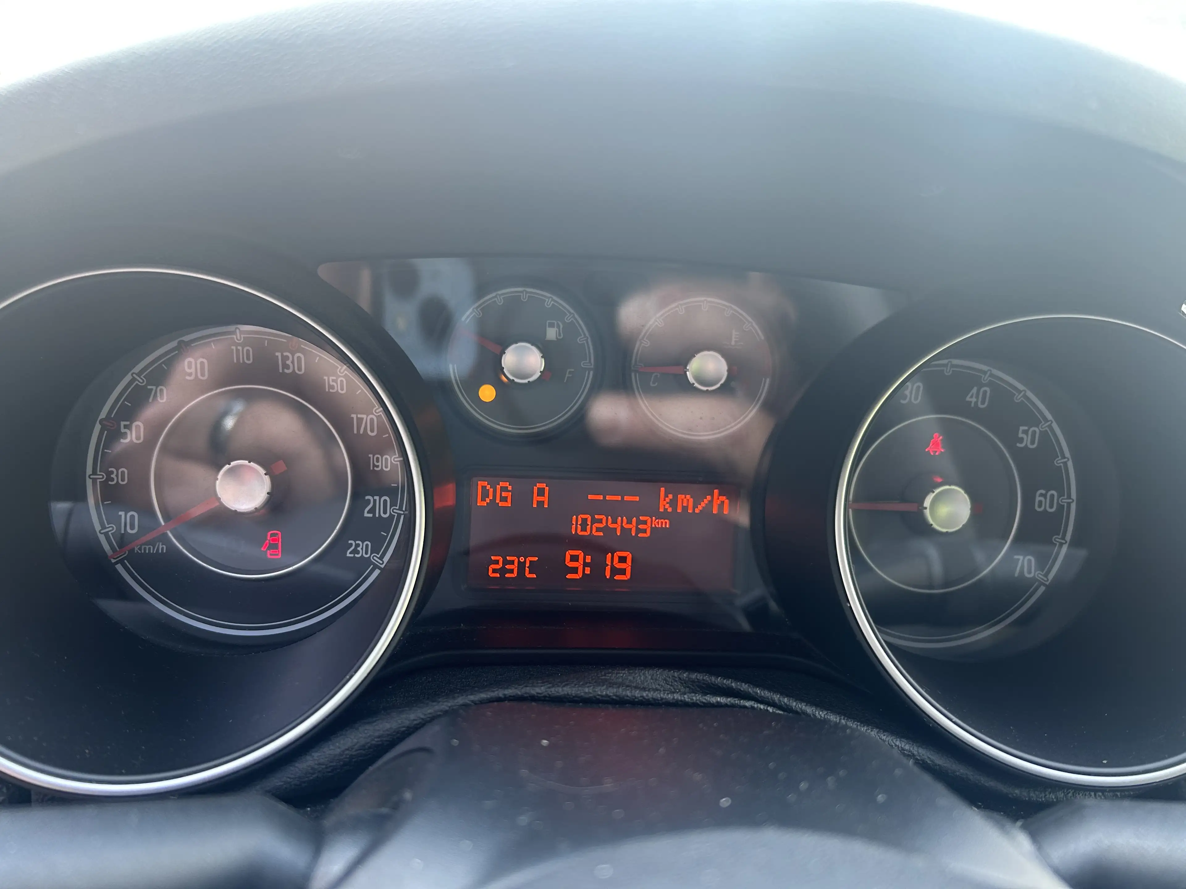 Fiat Punto 1.2i Easy 5 PORTES AIRCO GARANTIE 12 MOIS — photo 8