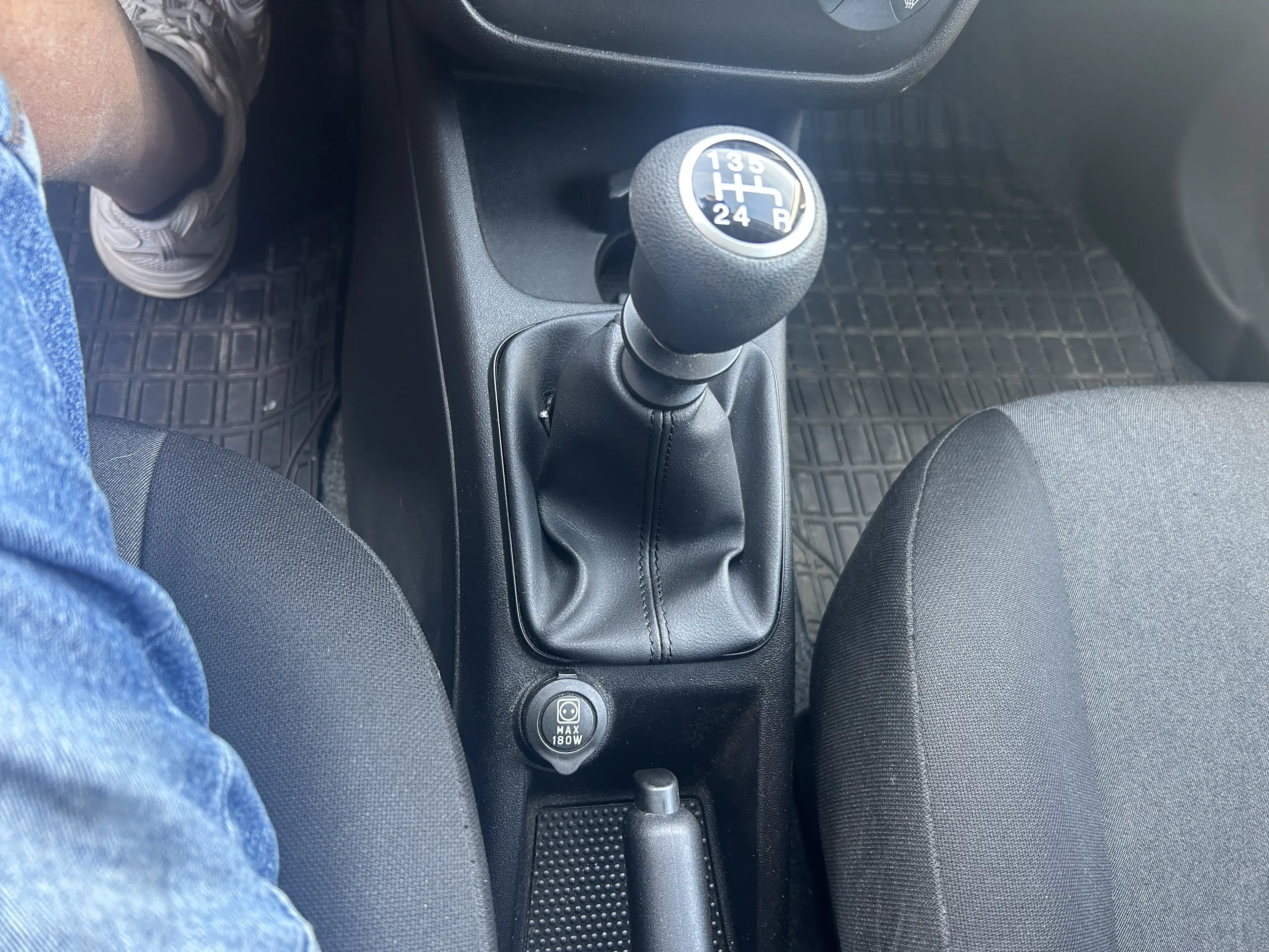 Fiat Punto 1.2i Easy 5 PORTES AIRCO GARANTIE 12 MOIS — photo 9