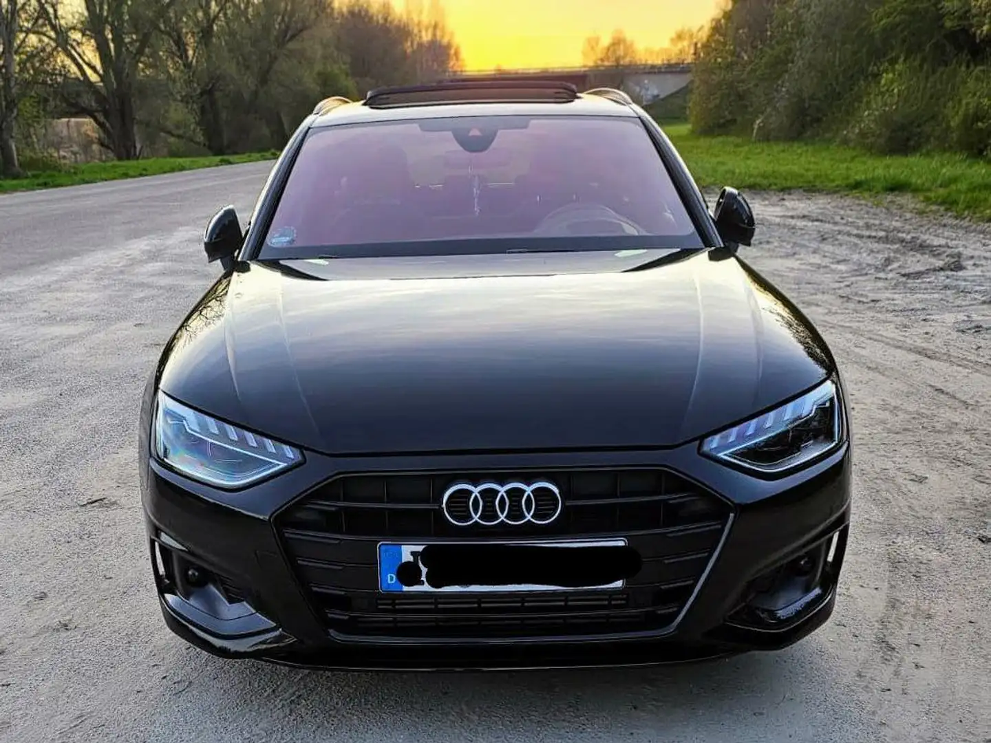 Audi A4 A4 Avant 40 TFSI S tronic advanced Schwarz - 1