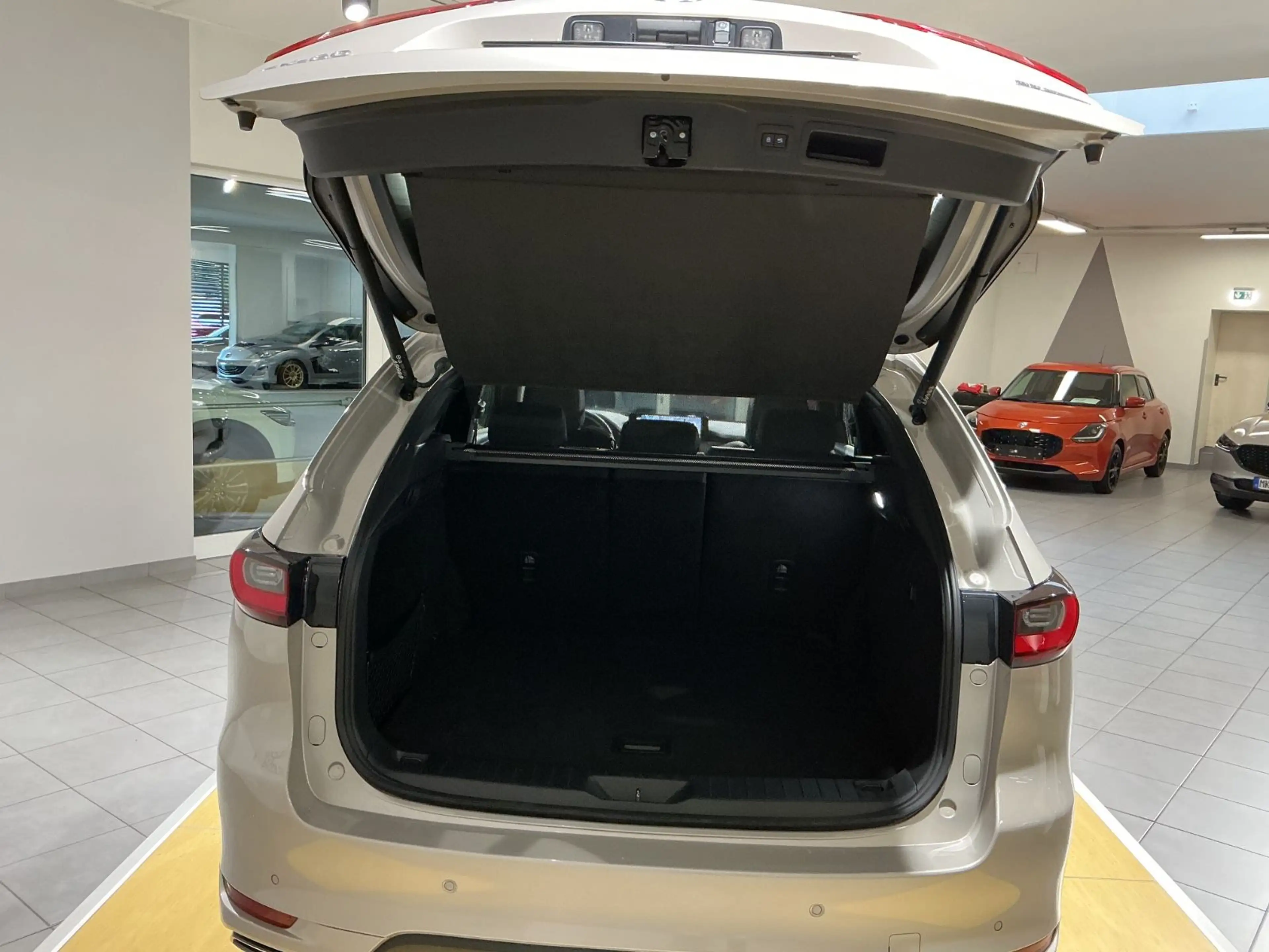 Mazda CX-60 Homura Plus*Schiebedach*AWD*Matrix*Sitzlü* — photo 18