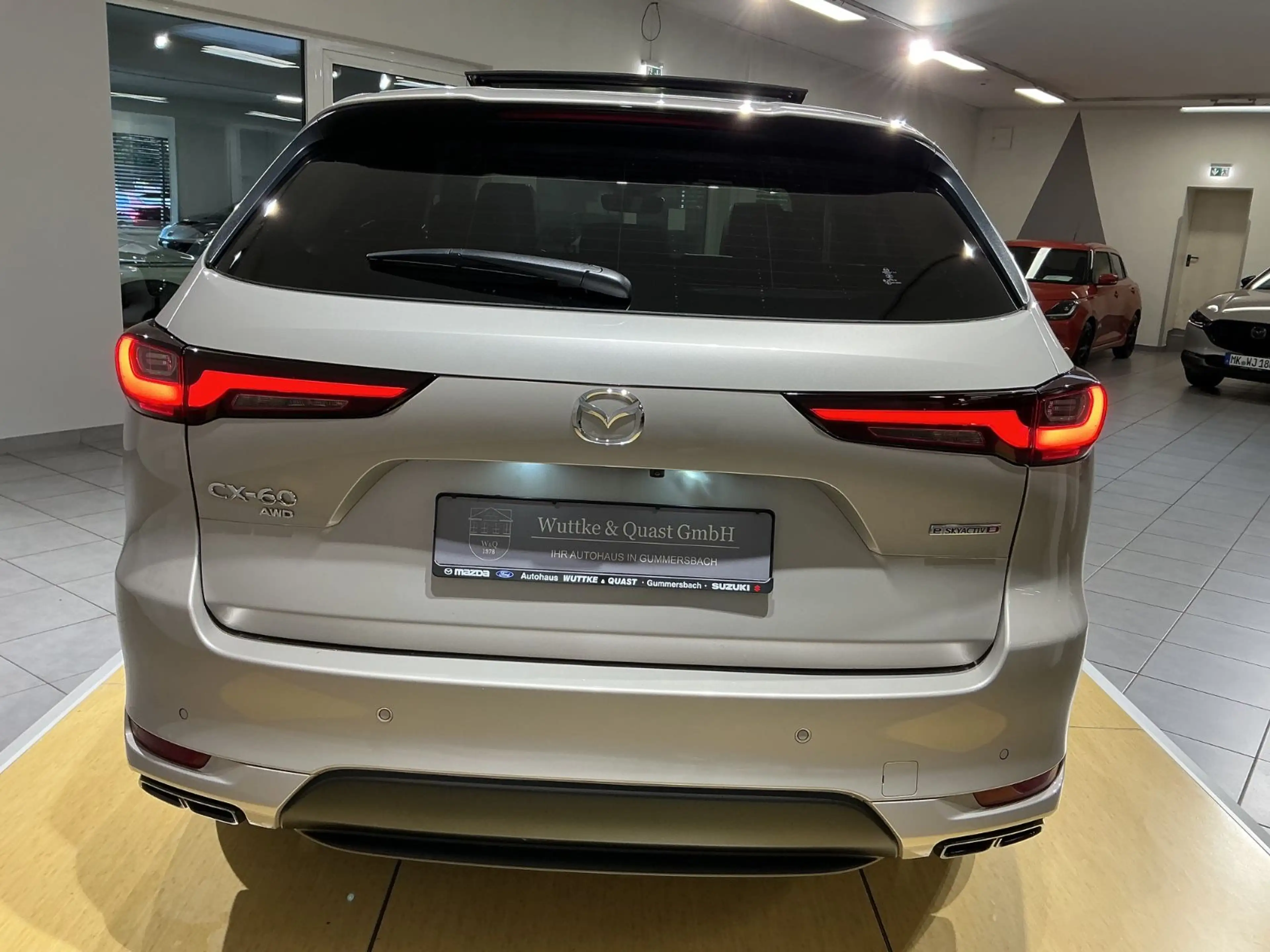 Mazda CX-60 Homura Plus*Schiebedach*AWD*Matrix*Sitzlü* — photo 4