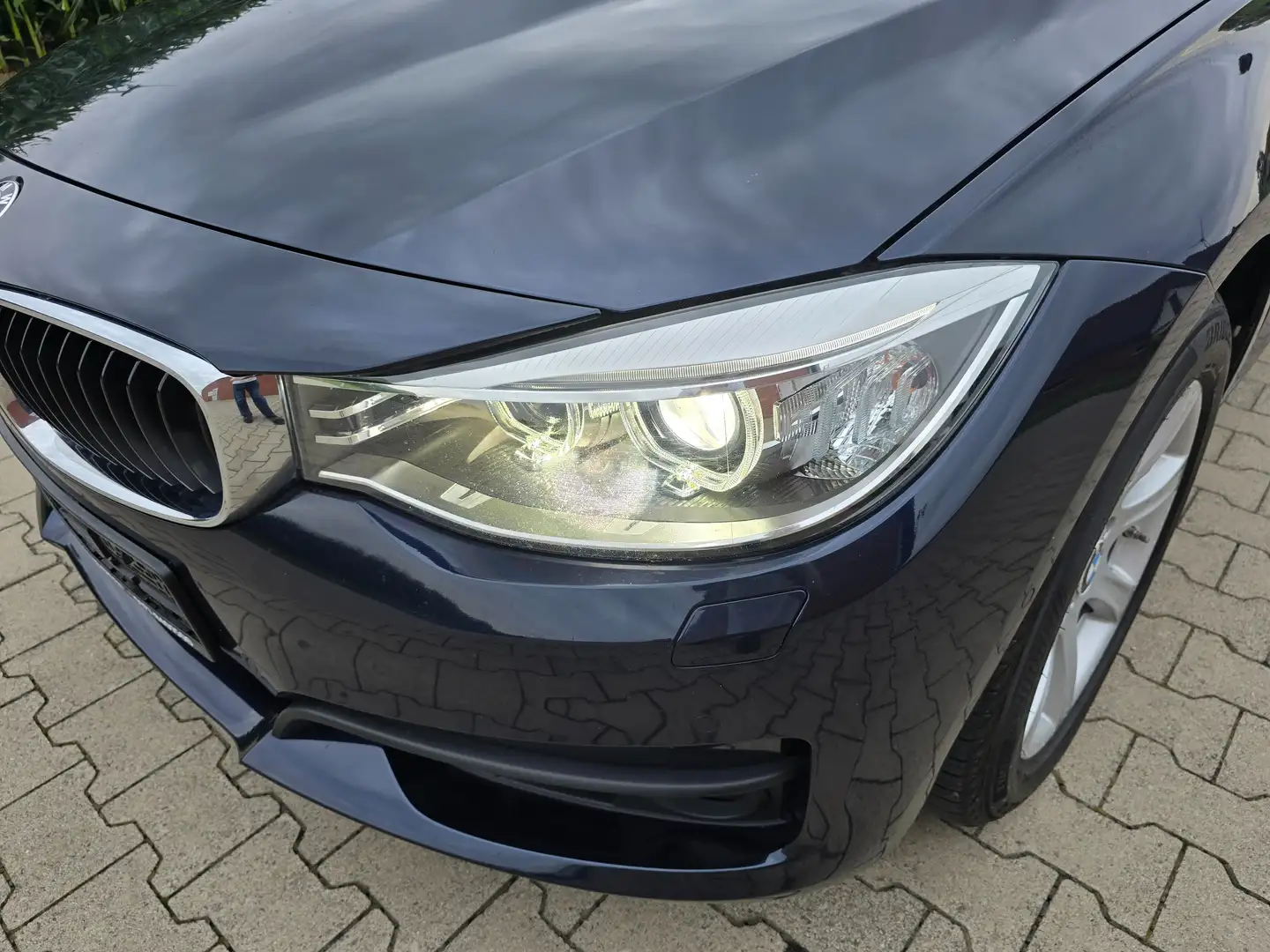 BMW 320 320 D Gran Turismo AT Bi-Xenon Panorama 8 x Alu Blau - 2