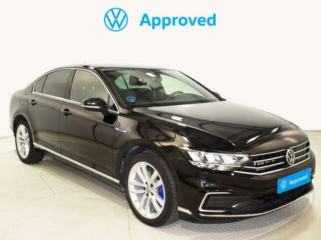 Volkswagen Passat GTE 1.4 TSI e-Power - foto 1