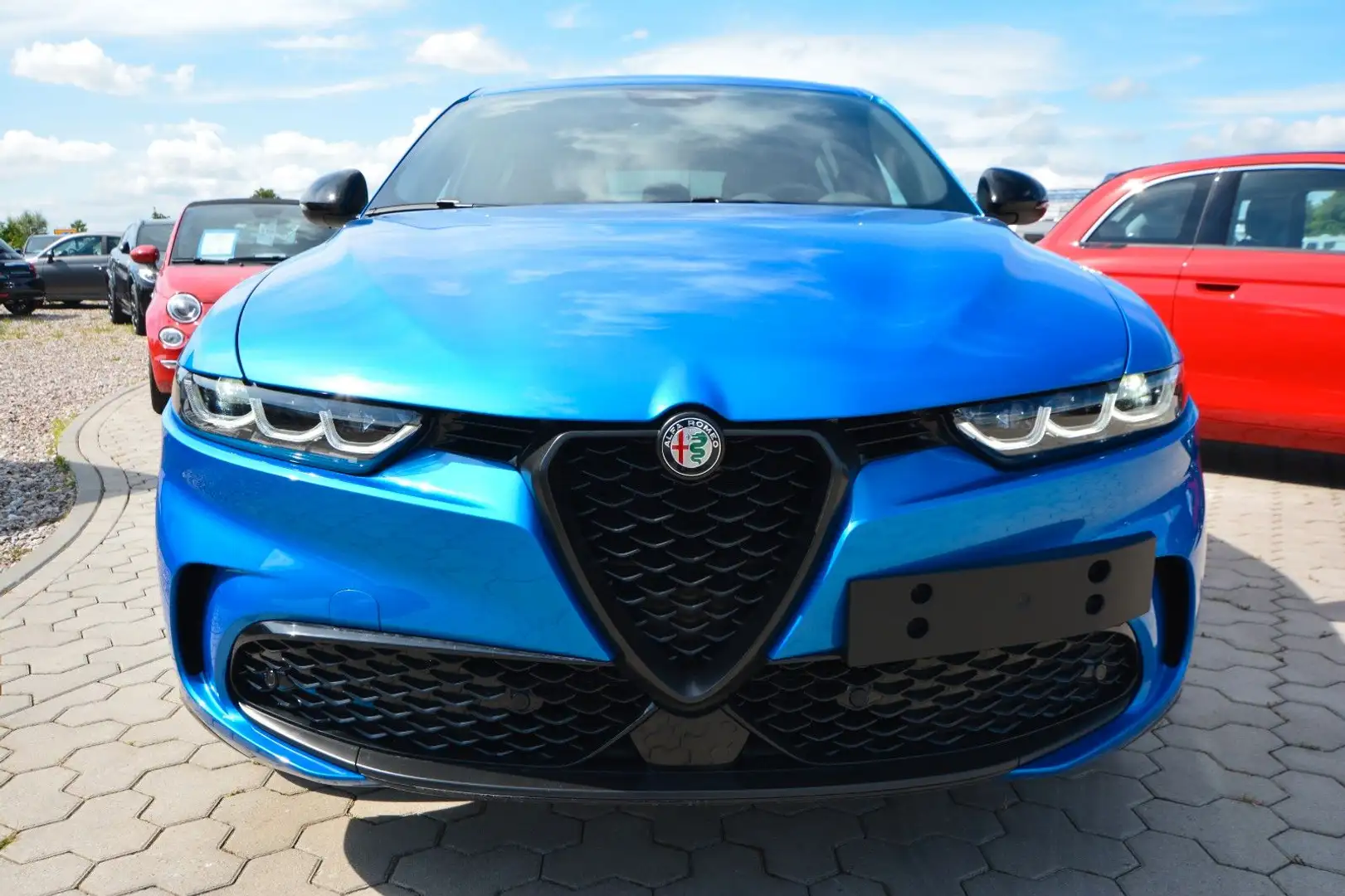 Alfa Romeo Tonale 1.5 T Hybrid 96kW SPECIALE Blau - 2