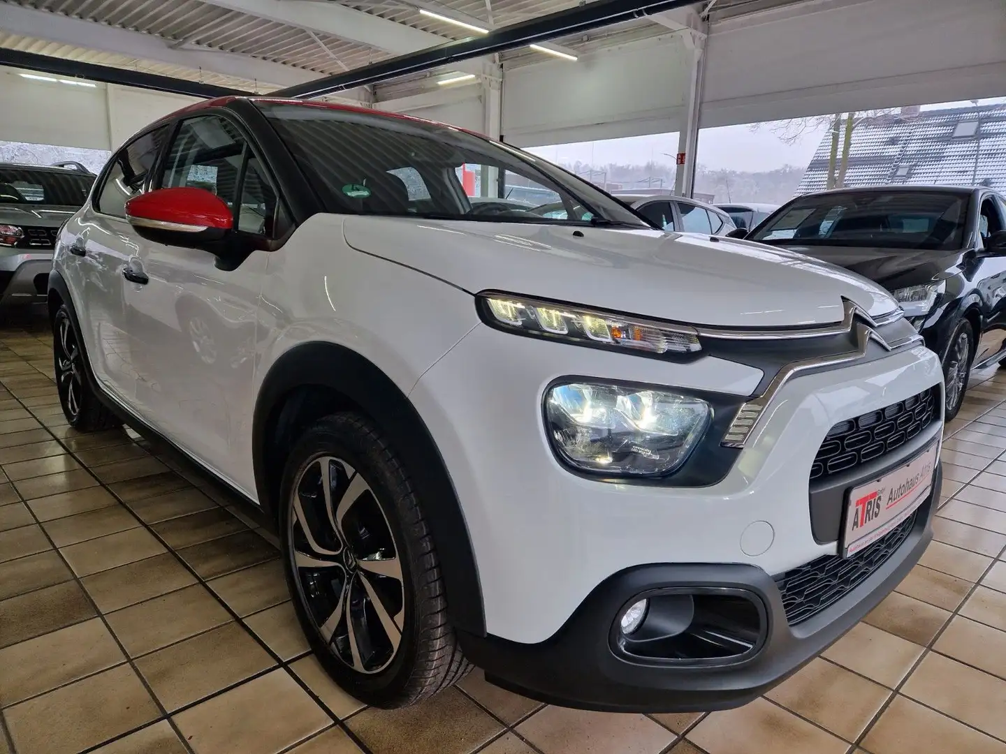 Citroen C3 Shine Pack Automatik-Navi-Kamera Weiß - 2