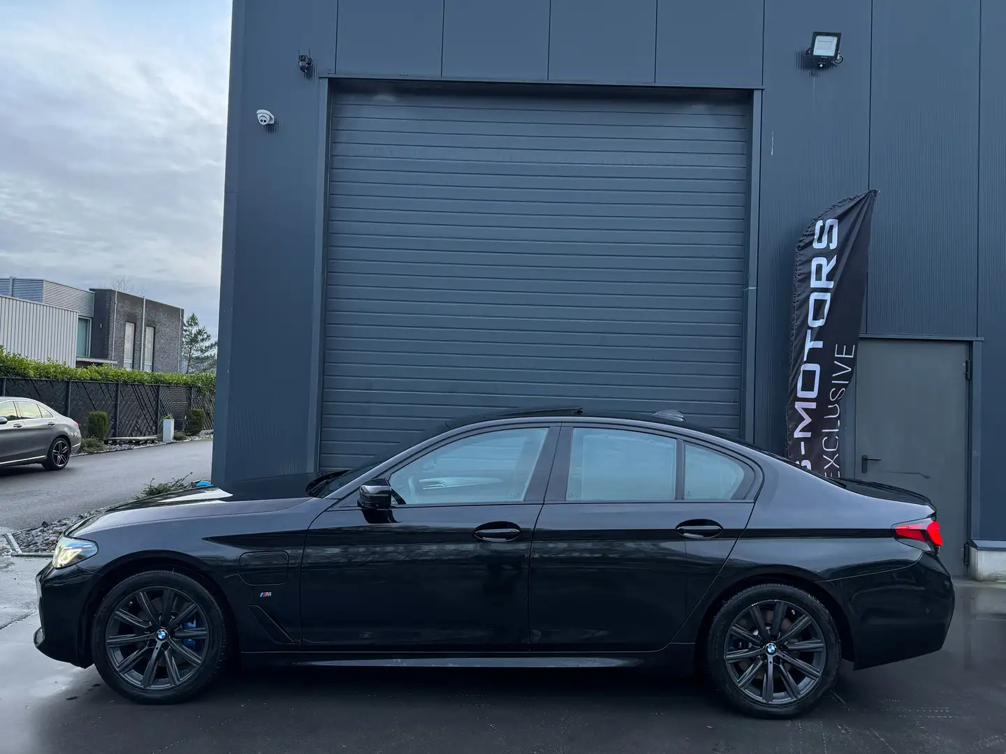 BMW 530 xDrive M Sport LCI / LASER / MASSAGE /  PANO/ FULL Noir - 2