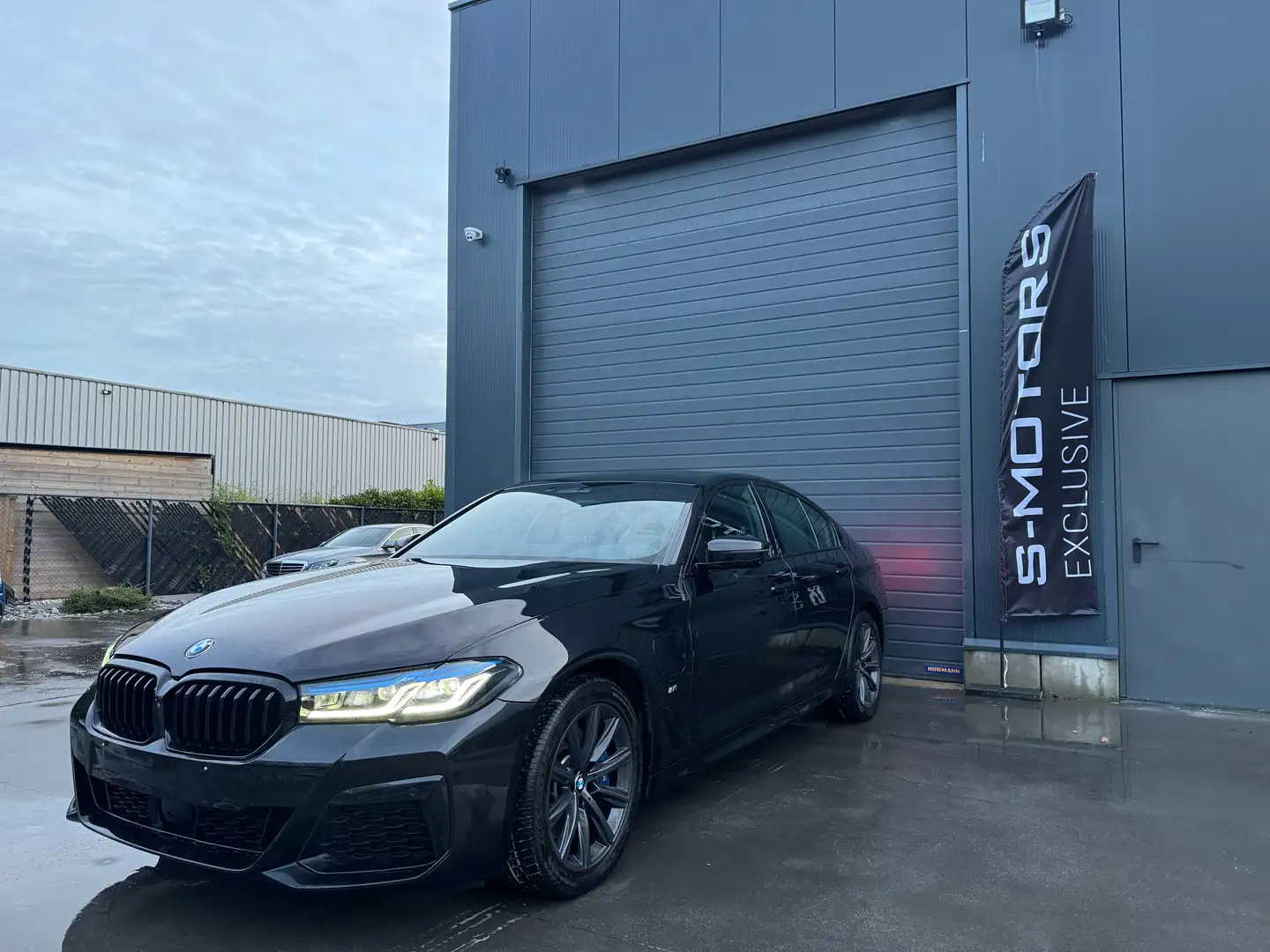 BMW 530 xDrive M Sport LCI / LASER / MASSAGE /  PANO/ FULL Noir - 1