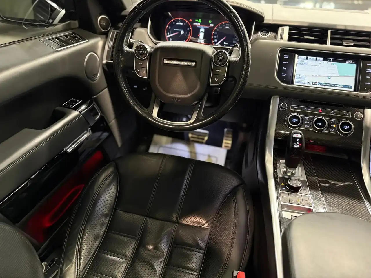 Land Rover Range Rover Sport снимка Land Rover Range Rover Sport