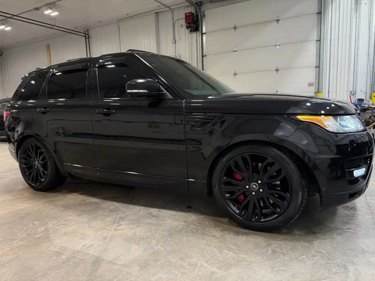 Land Rover Range Rover Sport снимка Land Rover Range Rover Sport