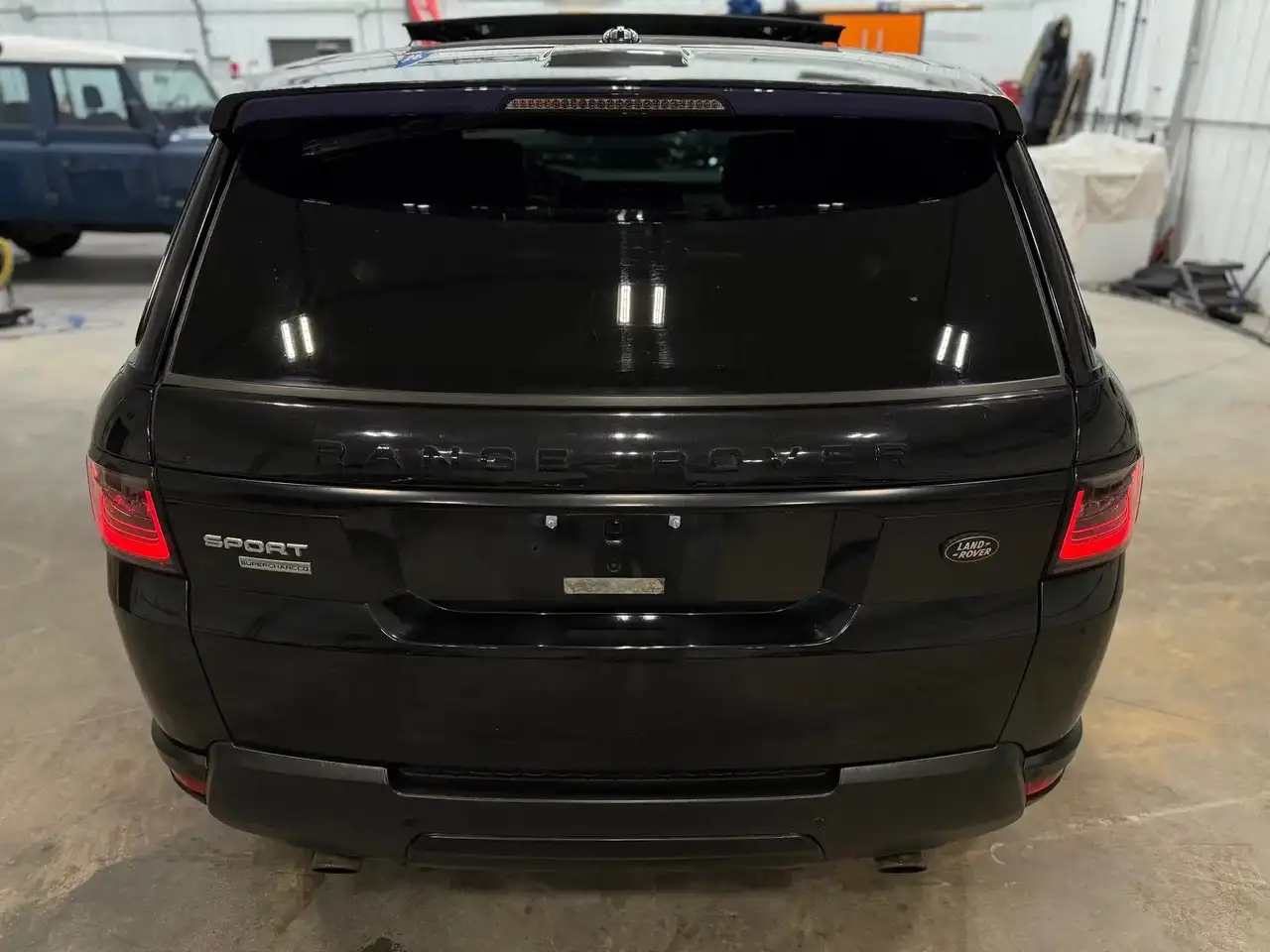 Land Rover Range Rover Sport снимка Land Rover Range Rover Sport